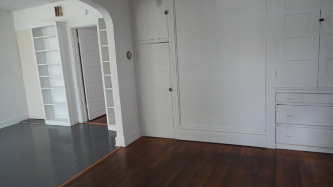 diningroom - 353 Demain Ave Unit 2