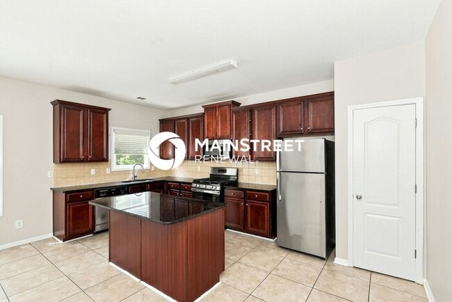 4 Bedroom Pet-Friendly Home in Atlanta, GA with Main Street Renewal