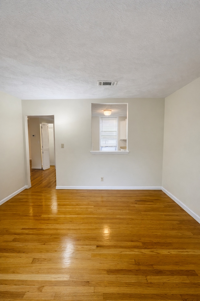 Photo - 84 Gordon St Unit 402