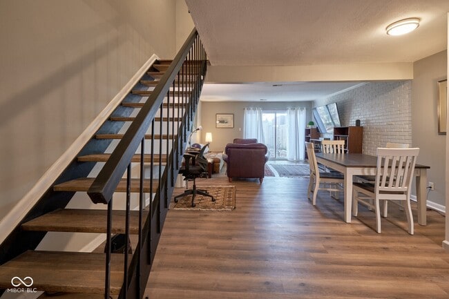 Photo - 7458 Countrybrook Dr