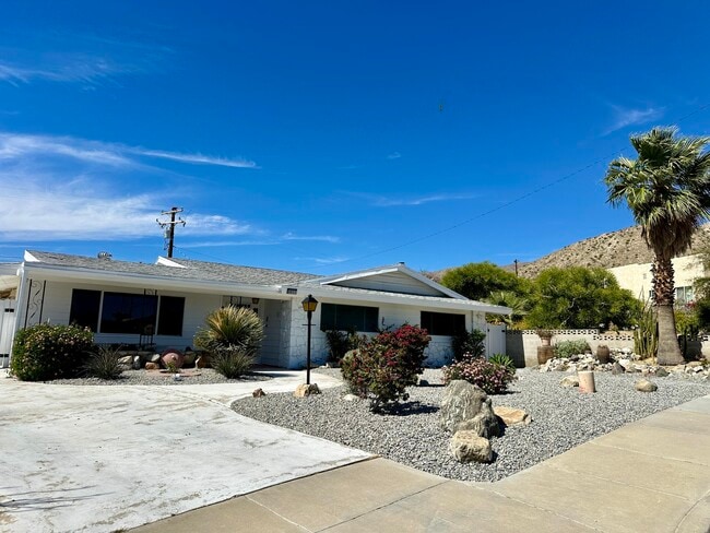 Photo - 9831 Mesquite Ave