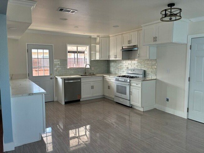 Photo - MUST SEE 5 Bedroom 4 Bath House in Garden Grove