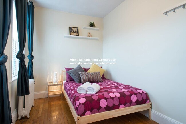 Photo - 56 Queensberry St Unit 18