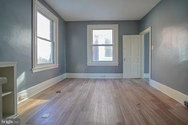 Photo - 4900 Penn St Unidad A1