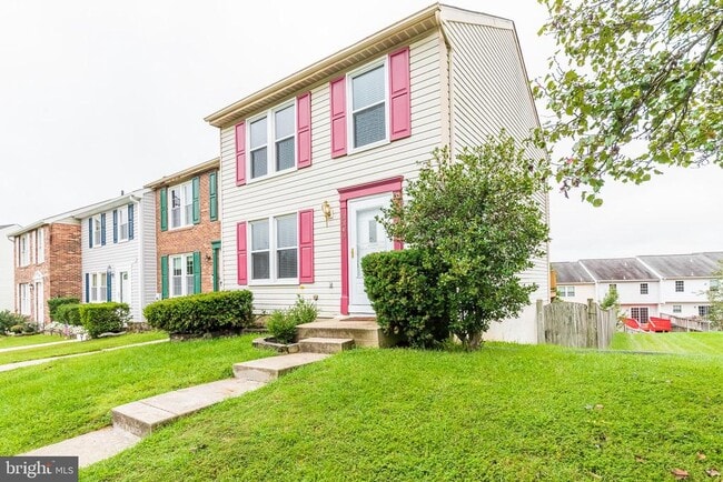 3348 Raccoon Ct