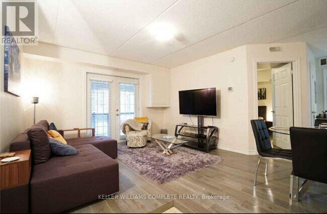 Photo - 1340 Main St E Unité 106