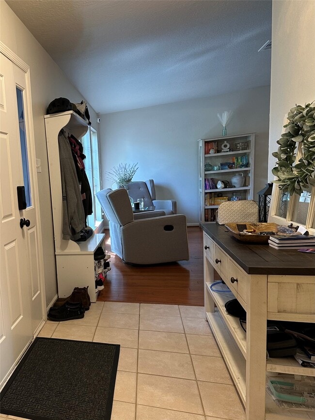 Photo - 63 S Stony Bridge Cir
