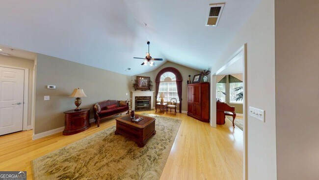 100 Highlands Ridge Pl SE Unit 1