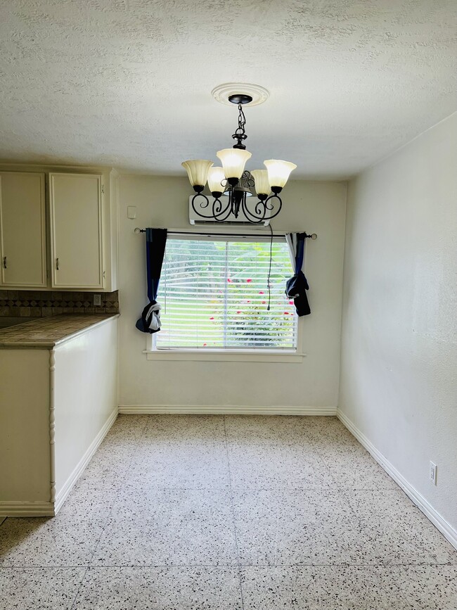 Photo - 7018 Rook Blvd