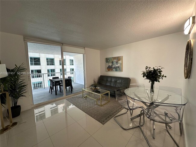 Photo - 1200 Brickell Bay Dr Unit 1712