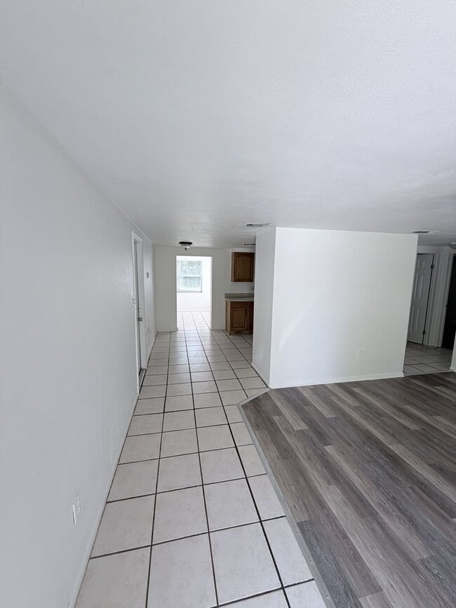 Photo - 21377 Campbell Dr