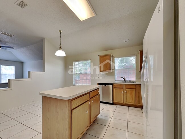 Photo - 8520 Auburn Dr