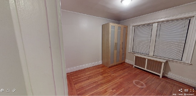 Photo - 52 Charlesgate E