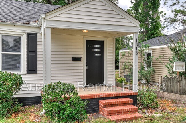 Photo - 1815 McDowell St