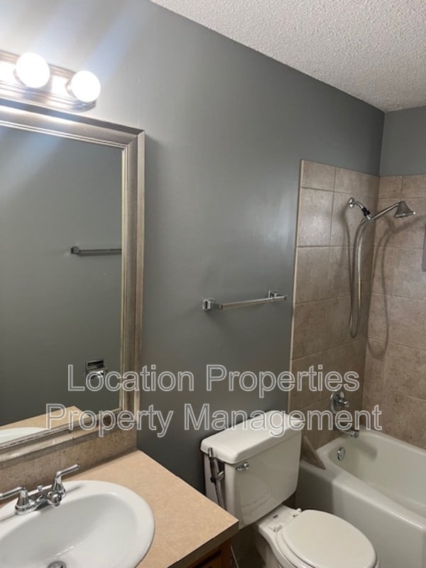 Photo - 1300 Kentucky St