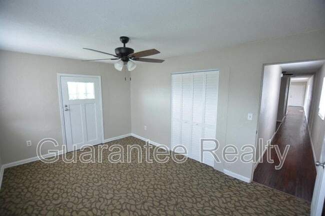 Photo - 1712 E Hinson Ave