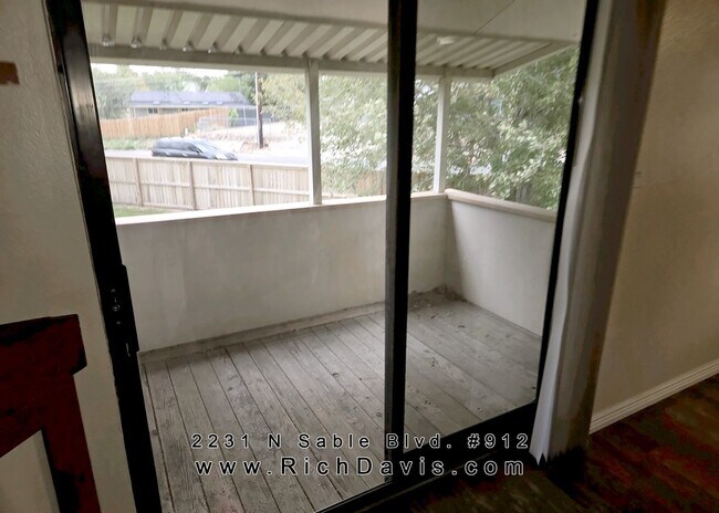 Photo - Large 1 bed with washer and dryer hookup Unidad 912