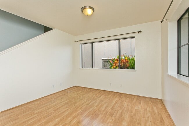 Photo - Mililani Mauka - 4 Bedroom, 2 1/2 Bathroom...