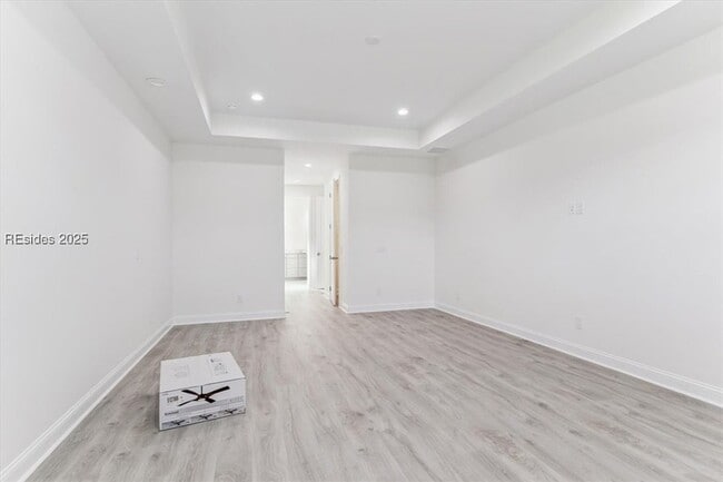 Photo - 99 High Tide Ln