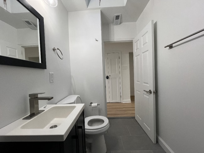 Photo - 6411 Malvern Ave Unidad 2F