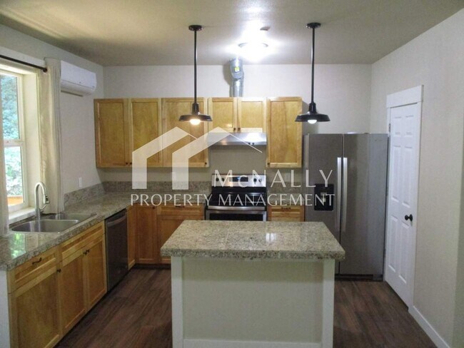 Photo - 7720 Artondale Dr NW