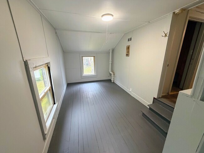 Photo - 142 State St Unit 142 State St Apt 4