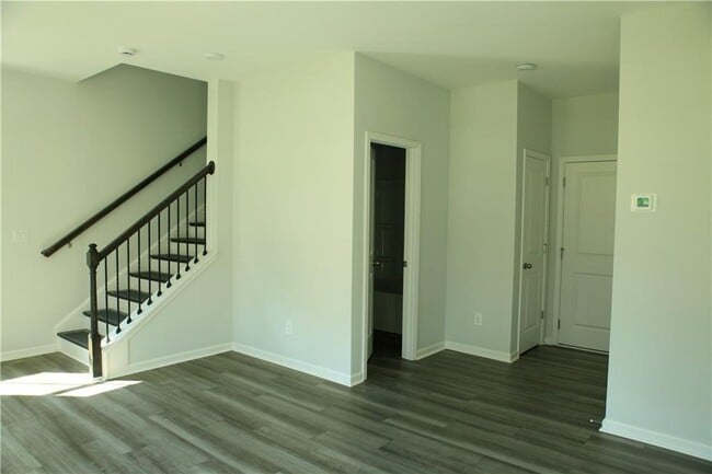 2200 Whistler Wy NE