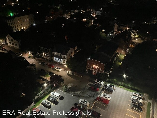 Photo - 1 br, 1 bath House - 1 Crawford Parkway Un...