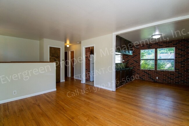 Photo - 1916 Larkspur Dr