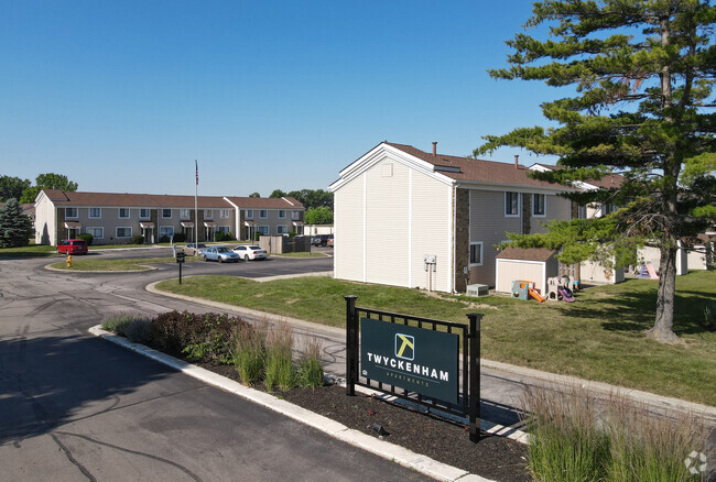 Building Photo - Twyckenham Apartments