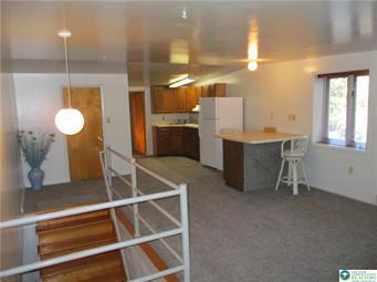 Photo - 713 Engler Rd