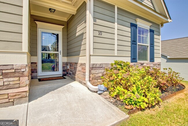 Photo - 10 Vintage Ave