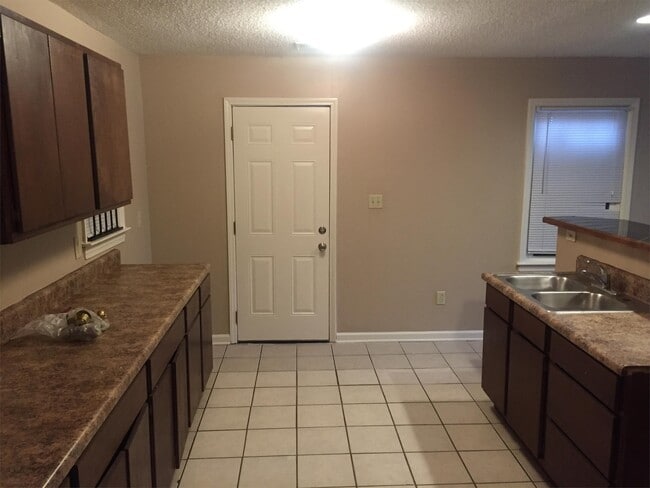 Photo - 1968 Gayle Ave