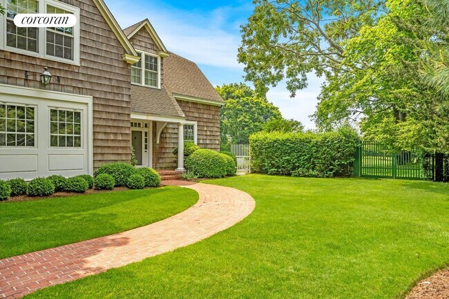 Photo - 5 Shinnecock Rd