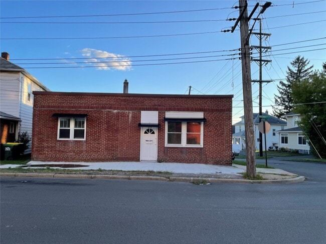 Photo - 375 Prospect St Apartment Unit 1