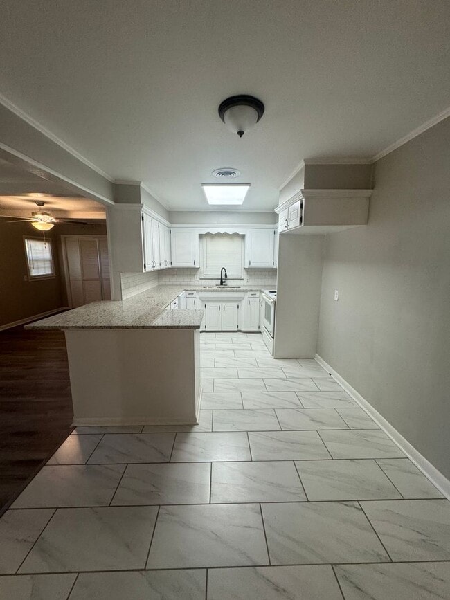 Photo - Spacious 4 Bedroom Bossier Remodeled Home