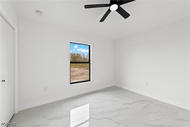 Photo - 2208 Nelson Rd N