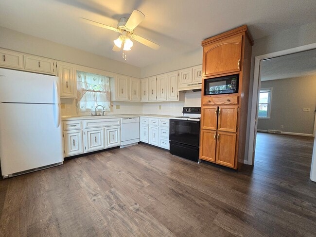Photo - 306 Robinhood Ln Unidad 1 - East