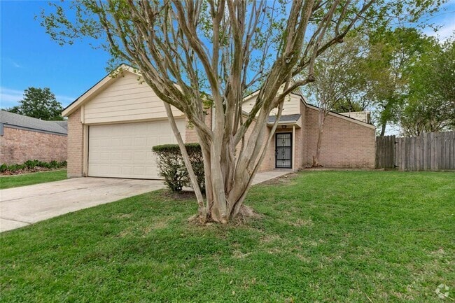 Building Photo - 16003 Birch Vale Dr Rental