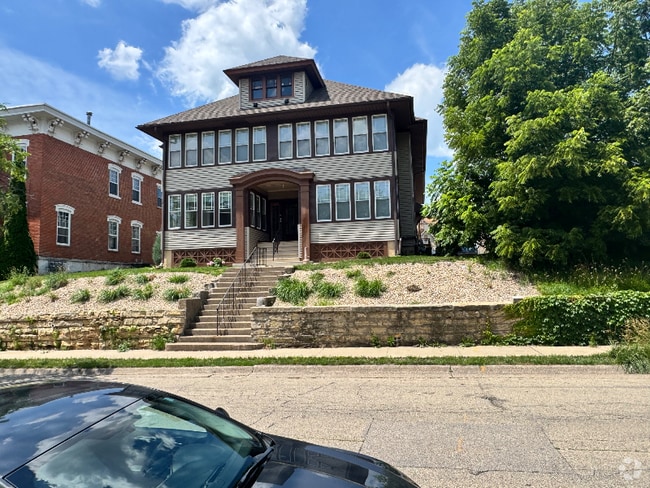 Building Photo - 861 Alpine St Rental