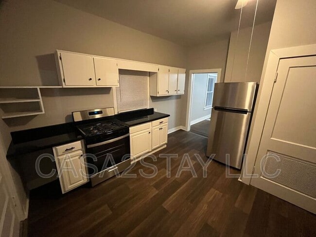 12205 Old Henry Rd