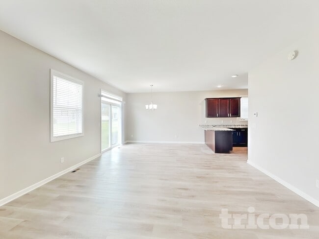 Photo - 5530 Utah Ave N