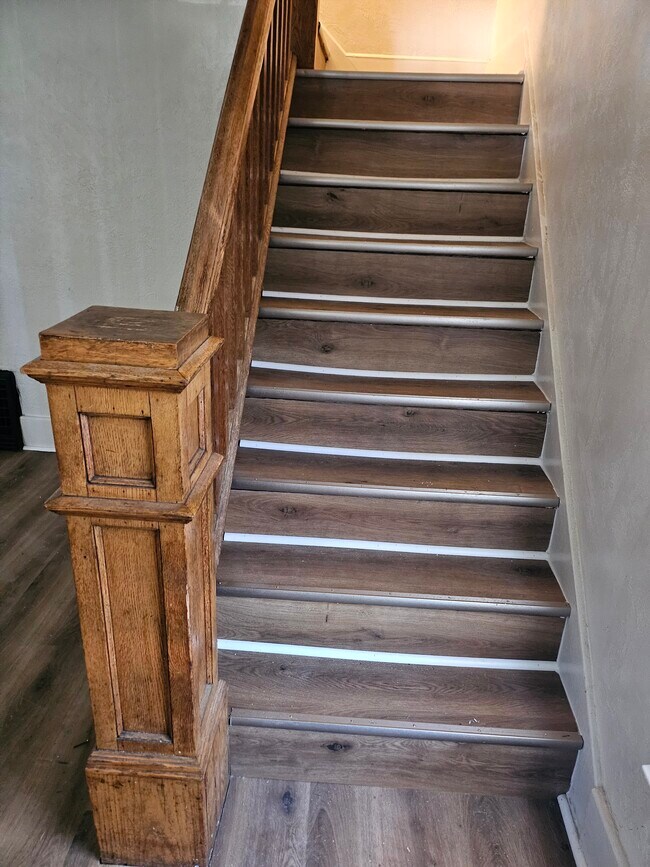 Photo - 1118 Santee Ave