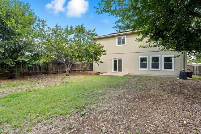 Photo - 617 Riverway Ln