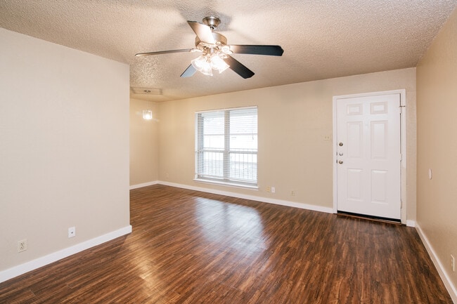 Photo - Bernard Street Apts