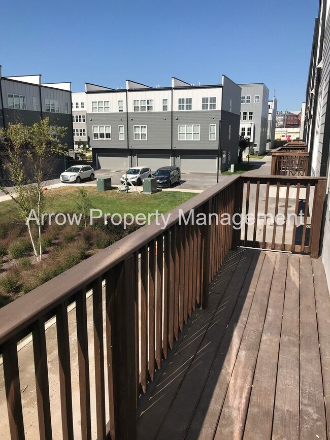 Photo - Immaculate new construction in the Nations!