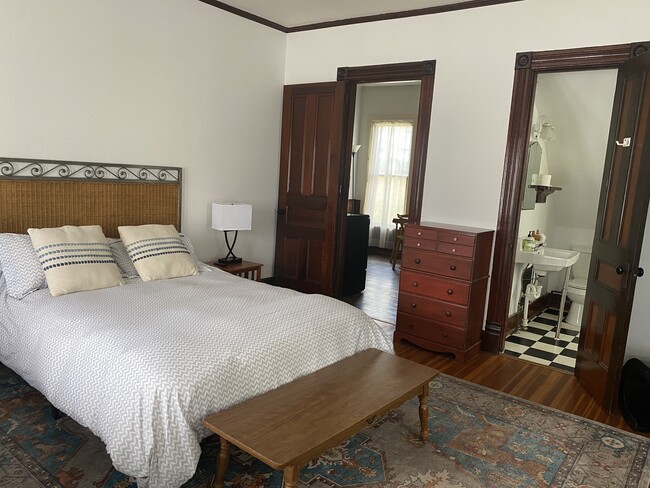 Photo - 10 W End Ave Unidad Studio Apartment