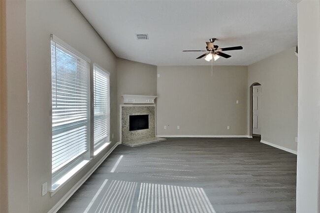 Photo - 2610 Hilldale Park Ln