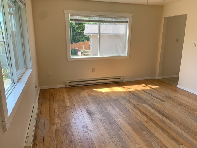 Photo - 2735 Hefner Ave Casa