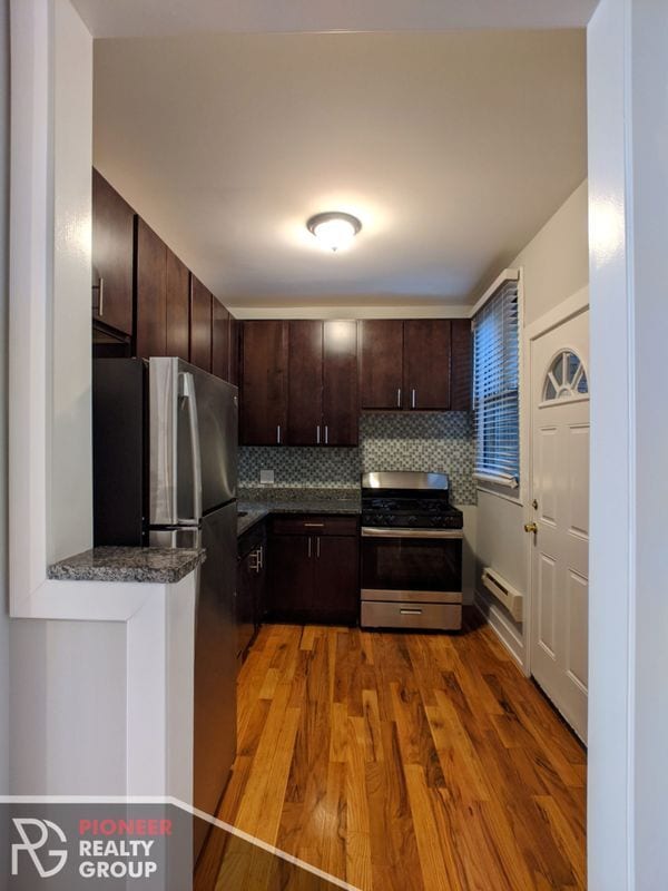 Photo - 3720 N Pine Grove Ave Unit E2